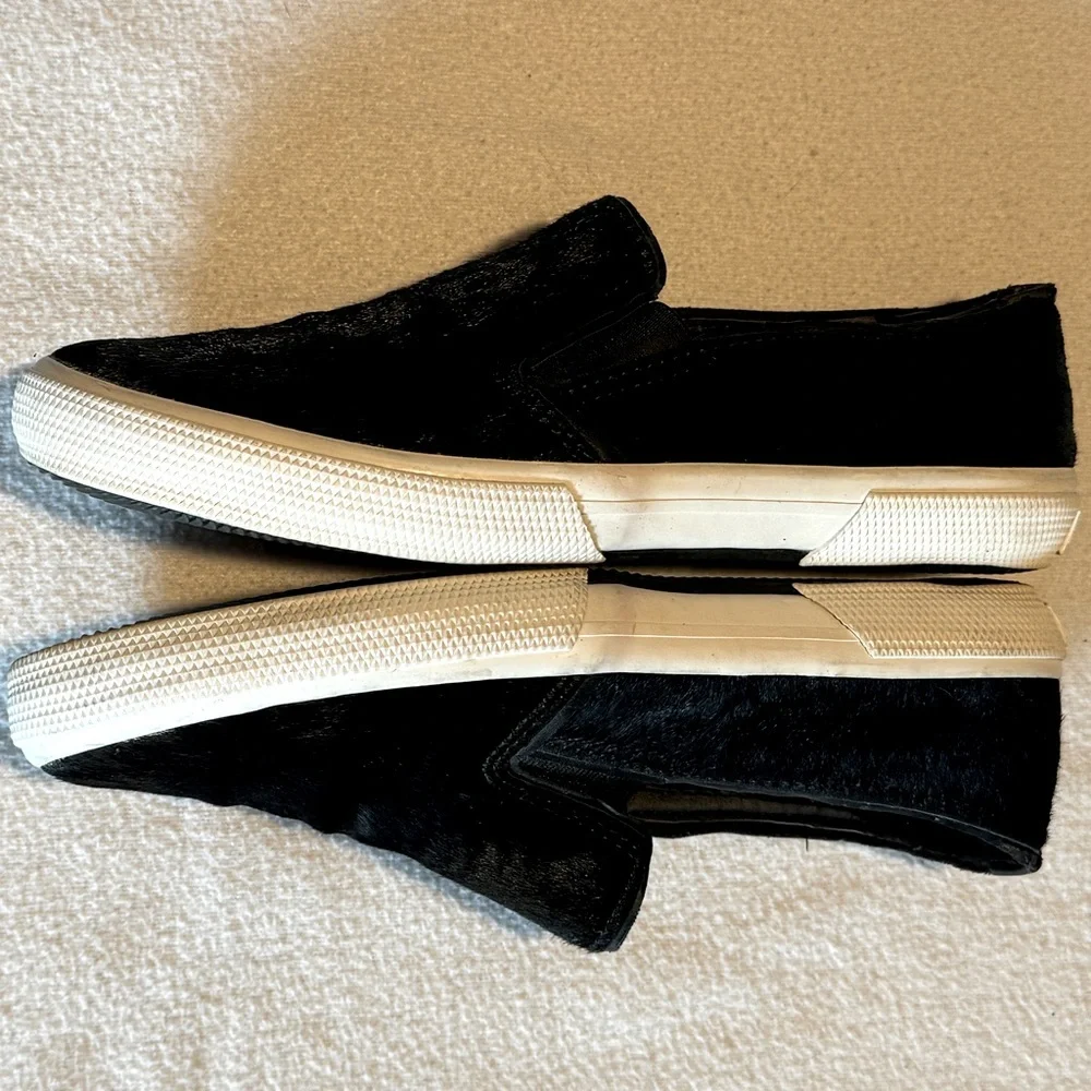 (7.5) Salt N Peppa Kenneth Cole Reaction Cow Hair Black Loafers